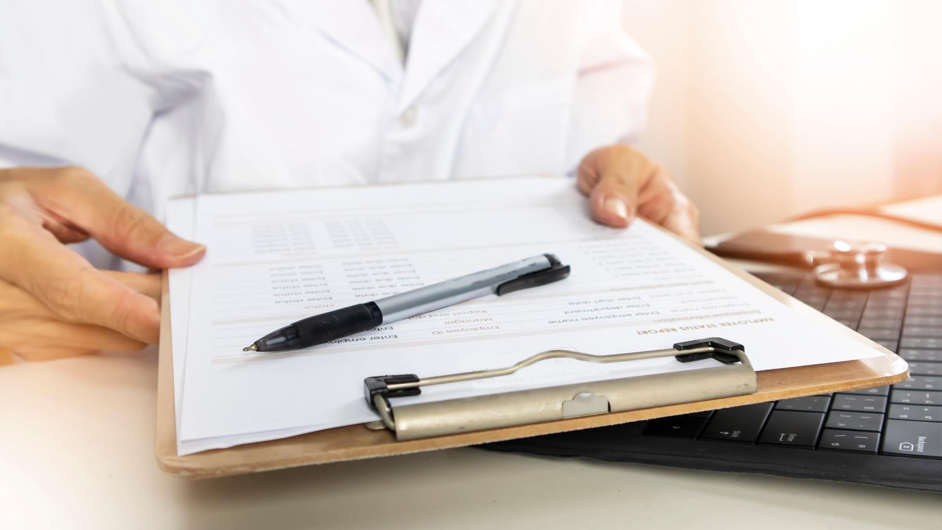 Clinical Contracts Made Simple: From Red Tape to Green Light